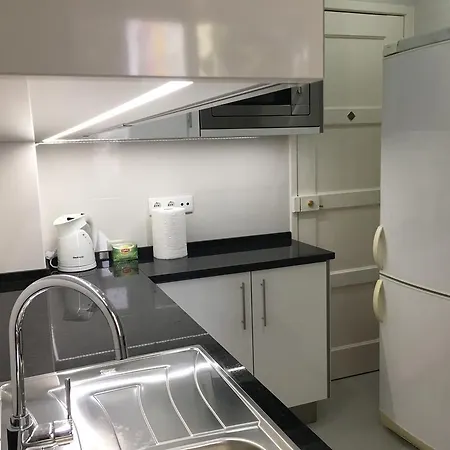 아파트 Caty's House